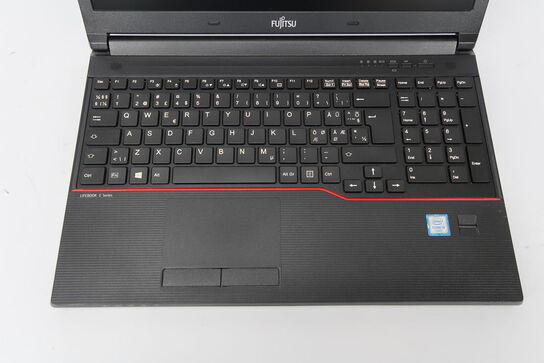 Bærbar, Fujitsu Lifebook E556 i5-6300U 15"