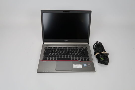 Bærbar, Fujitsu Lifebook E746 i5-6300U 14"