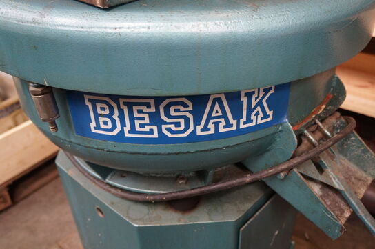 Vibrator tromle, Pesak