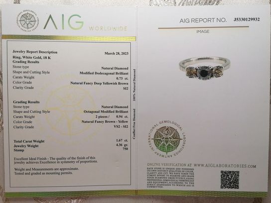 Diamantring 1,67 ct. i 18k hvidguld.