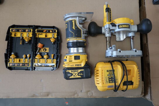 Kant/overfræser, DeWalt DCW600