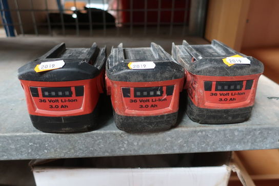 3 stk. Batterier HILTI 