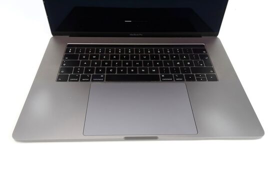 MacBook Pro A1990 i7-8850H 15" Touchbar