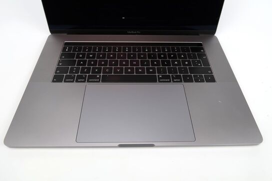 MacBook Pro A1990 i9-8950HK 15" Touchbar