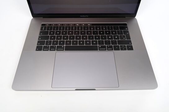 MacBook Pro A1990 i9-8950HK 15" Touchbar