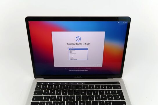 MacBook Pro A1706 i7-7567 Touchbar 13"