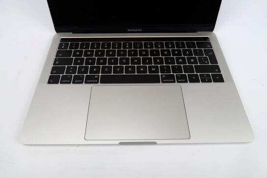 MacBook Pro A1706 i7-7567 Touchbar 13"