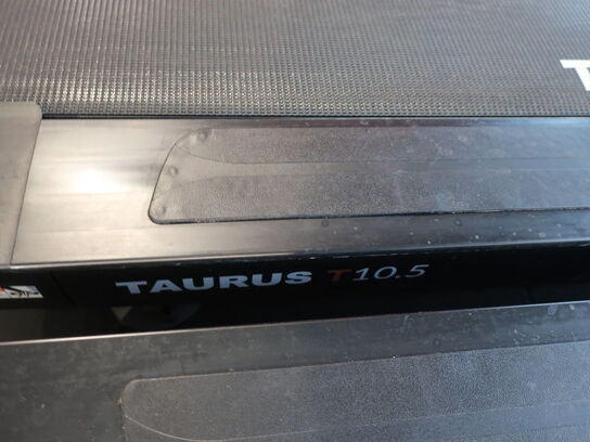 Løbebånd TAURUS T10.5 Pro