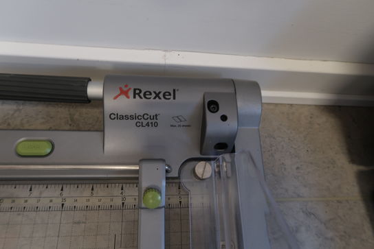 Rexel ClassicCut CL410 