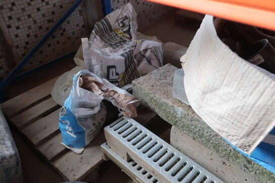 Pallereol med indhold (luftrenser DUSTCONTROL medfølger ikke)