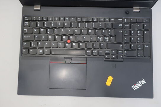 Bærbar computer LENOVO L15