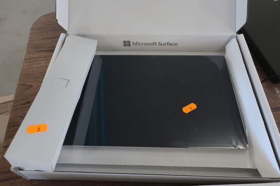 Tablet MICROSOFT Surface Pro Model: 1796