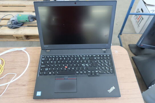 Bærbar computer LENOVO T560