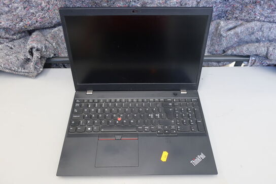 Bærbar computer LENOVO L15