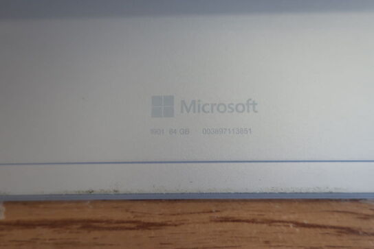 Tablet MICROSOFT Surface Model: 1901