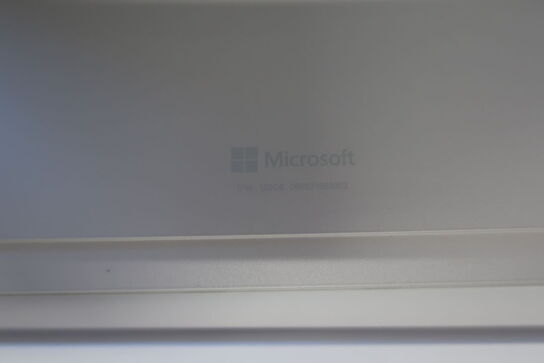 Tablet MICROSOFT Surface Pro Model: 1796