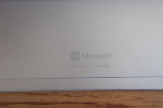 Tablet MICROSOFT Surface Model: 1901