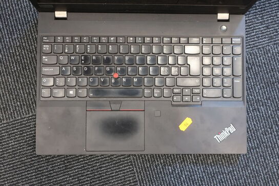 Bærbar computer LENOVO T590