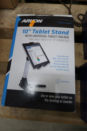 2 stk. Tablets DENVER samt tablet-stander