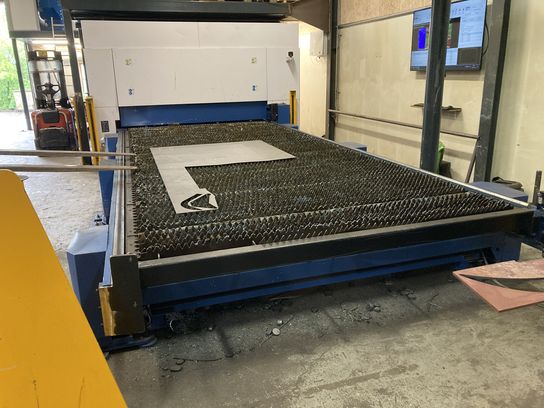 Laserskæreanlæg Yawei HFL 2560 , 12 Kw , Fiber,  2500 x 6000 mm