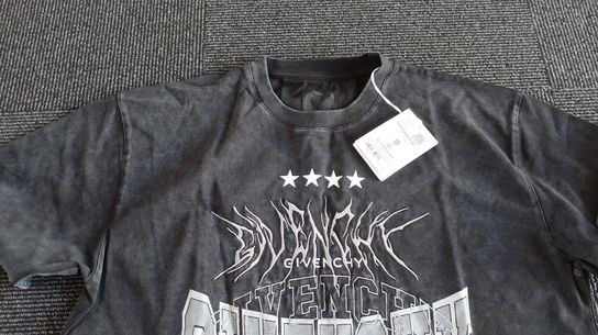 T-Shirt GIVENCHY str.: XXL