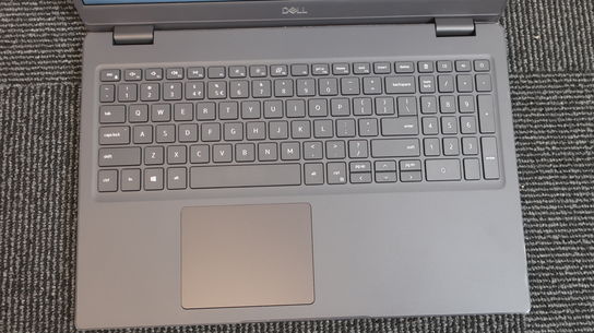 Bærbar computer DELL Latitude 3510