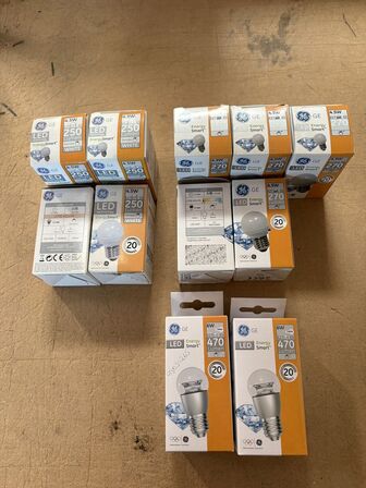 11 stk GE LED E27