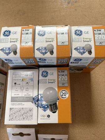11 stk GE LED E27