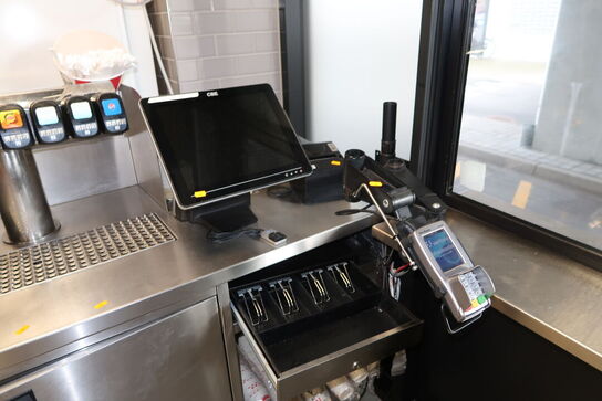 Kasseapparat CBE, bonprinter, betalingsterminal, pengeskuffe m.m.