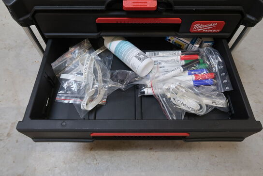 Milwaukee packout opbevaringskasse med indhold