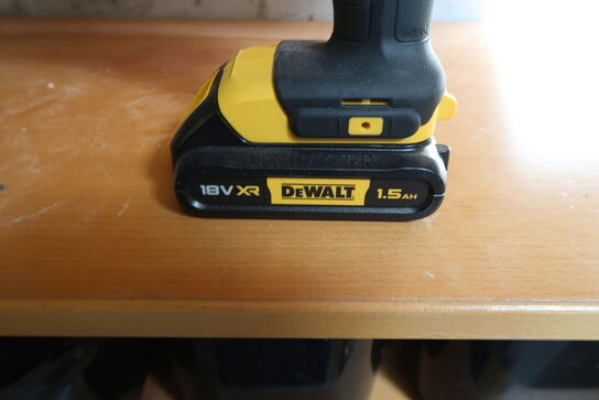 Akku boremaskine, DeWalt DCD771
