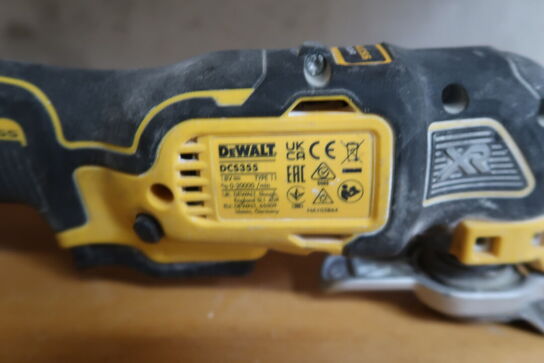 Akku Multicutter, DeWalt DCS355