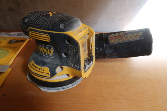 Akku Excentersliber, DeWalt DCW210n