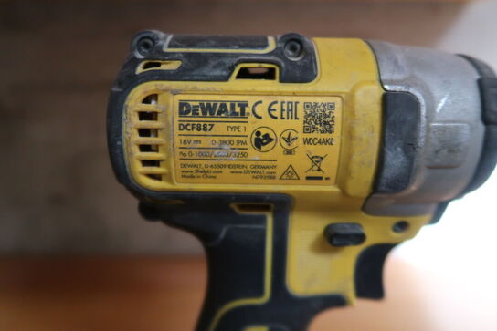 Akku skruemaskine, DeWalt DCF887