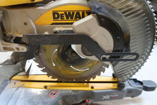 Akku Kap-/geringssav, DeWalt DCS727