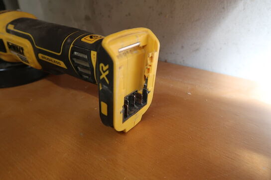 Akku Vinkelsliber, DeWalt DCG405