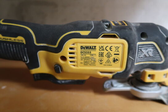 Akku Multicutter, DeWalt DCS355