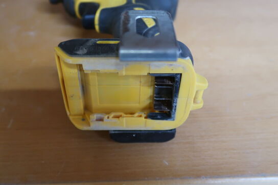 Akku skruemaskine, DeWalt DCF887