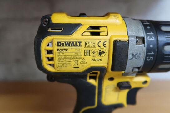 Akku Boremaskine, DeWalt DCF791