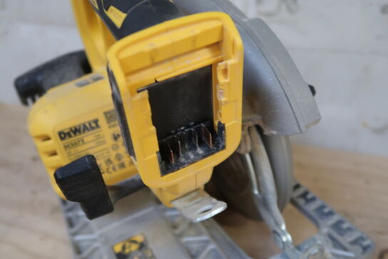 Akku rundsav, DeWalt DCS572