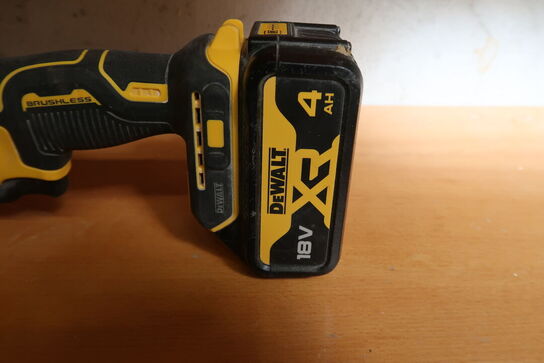 Akku Multicutter, DeWalt DCS355