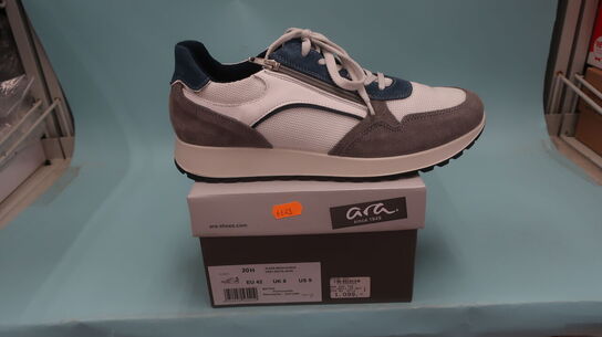 Sneakers ARA str. 42
