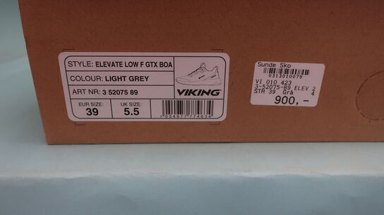 Sneakers VIKING str. 39