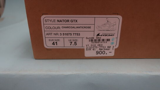 Sneakers VIKING str. 41