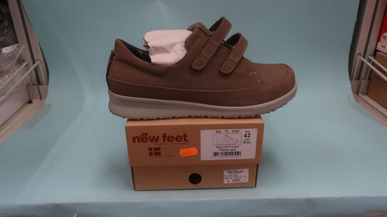 Damesko NEW FEET str. 42