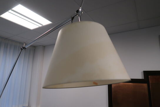 Gulvlampe ARTEMIDE Tolomeo