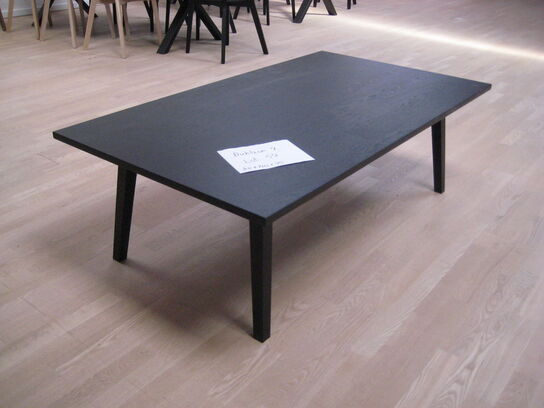 Sofabord. 80x140x45. Sortbejdset egefiner.