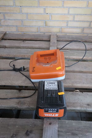 Batteri & lader STIHL AP300 & AL500