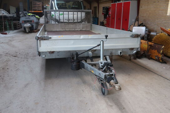 Trailer VARIANT 3521U4 3500 kg årg. 2012