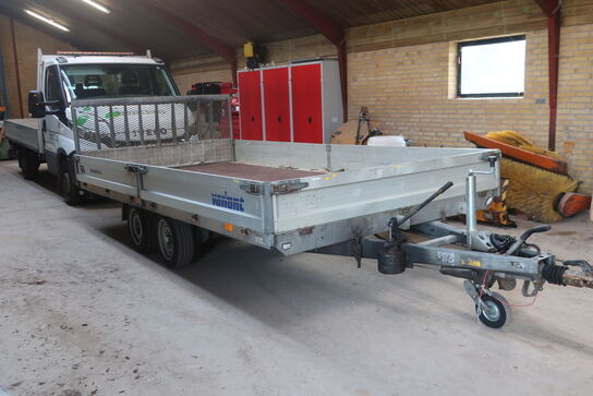 Trailer VARIANT 3521U4 3500 kg årg. 2012